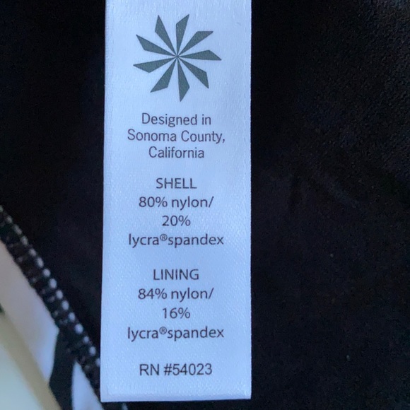 Athleta Tankini Polynesia Floral Halter NWT’s - Picture 9 of 14